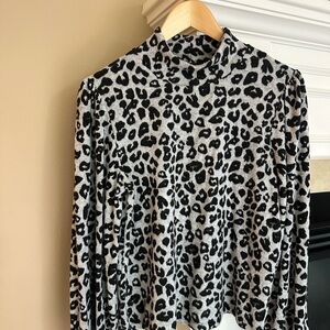 Sanctuary Black and Gray Fitted Blouse with Mandarin Collar